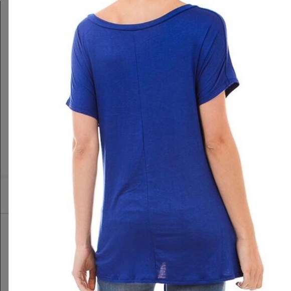 2/$25 Knot Accent Top - Picture 2 of 4